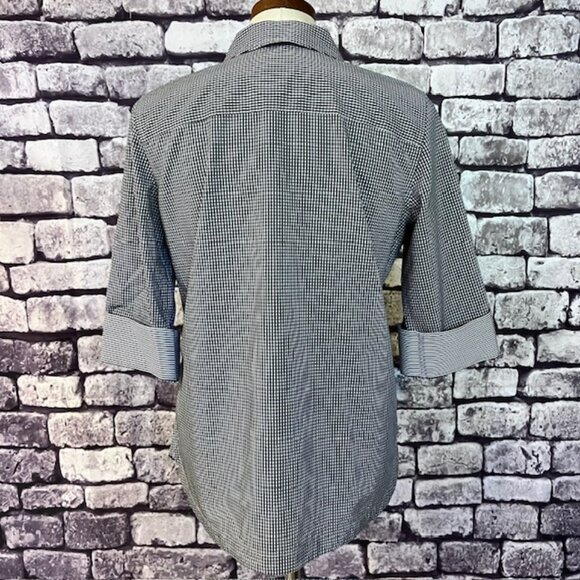 Chico's No-Iron Black & White Button Down Blouse Size S - Picture 6 of 8